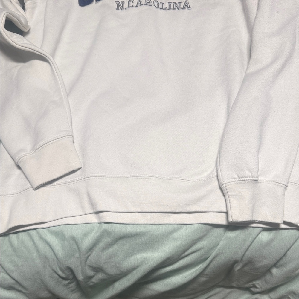 White Sweatshirt - Picture 4 of 5